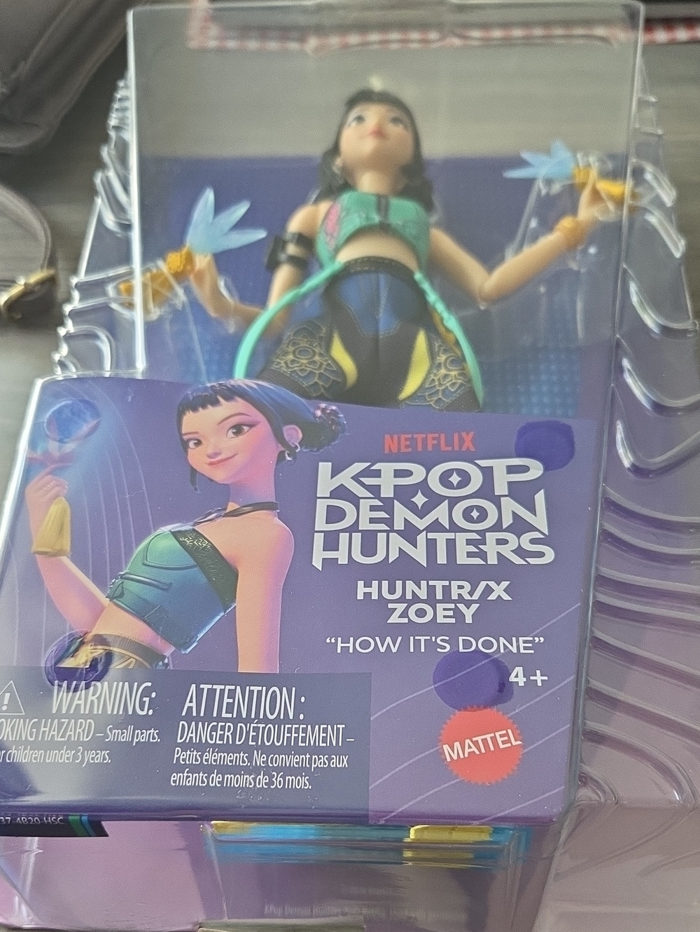 Netflix K-Pop Demon Hunters Huntr/x Zoey Figure - Green & Blue